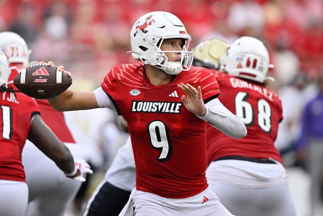 Sep 21, 2024; Louisville, Kentucky, USA; Louisville Cardinals quarterback Tyler Shough (9) looks to pass against the Georgia Tech Yellow Jackets during the second half at L&N Federal Credit Union Stadium. Louisville defeated Georgia Tech 31-19. Mandatory Credit: Jamie Rhodes-Imagn Images