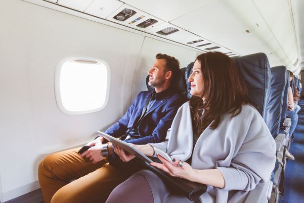 People travelling by plane can establish how busy there flight is