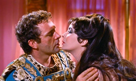 Richard Burton and Elizabeth Taylor in Cleopatra.