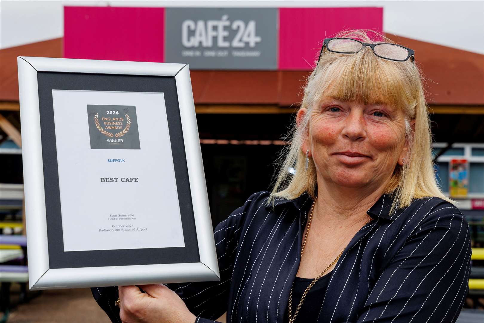 Sarah Shaw with her award. Picture: Mark Bullimore