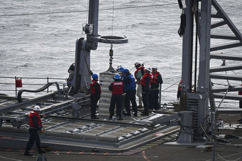 e a demonstration of the Transferable Rearming Mechanism VLS Reloading At-Sea with the USNS Washington Chambers (T-AKE 11)