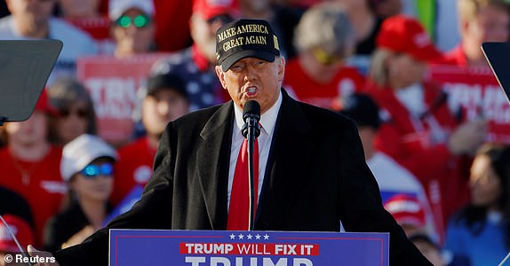 Republican presidential nominee and former U.S. President Donald Trump speaks during his rally in Kinston, North Carolina, U.S., November 3, 2024.REUTERS/Jonathan Drake