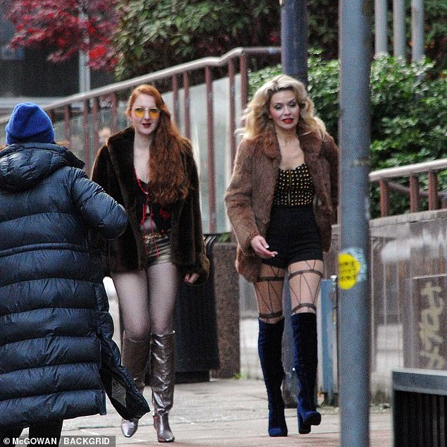 Two female actresses were seen on set