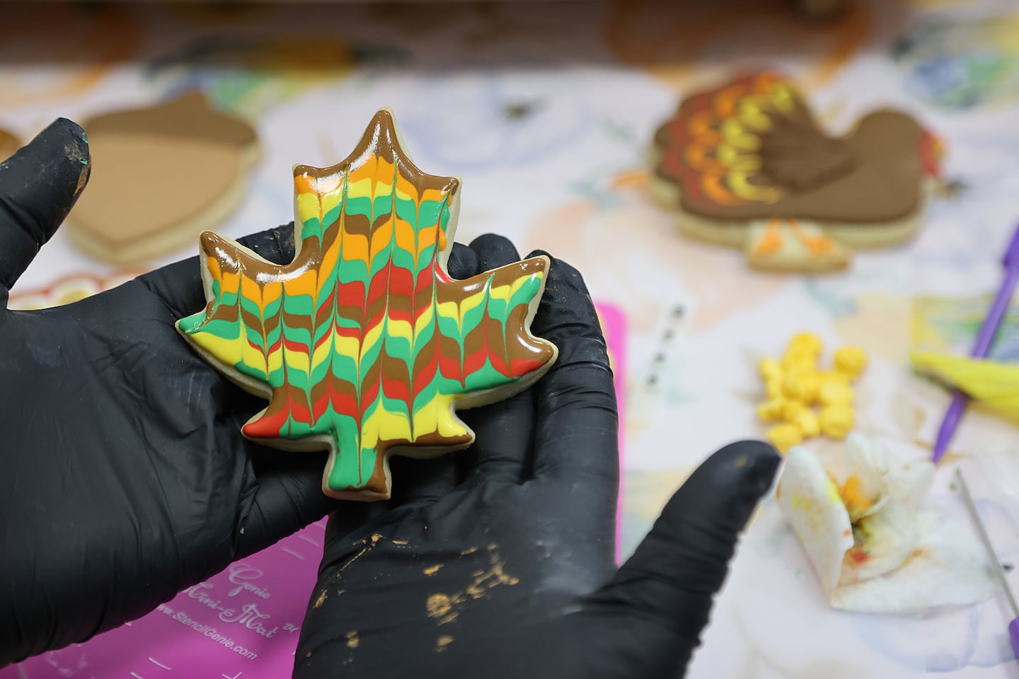 At Lorraine’s Cake & Candy Supplies, a finished cookie in a cookie decorating class. 