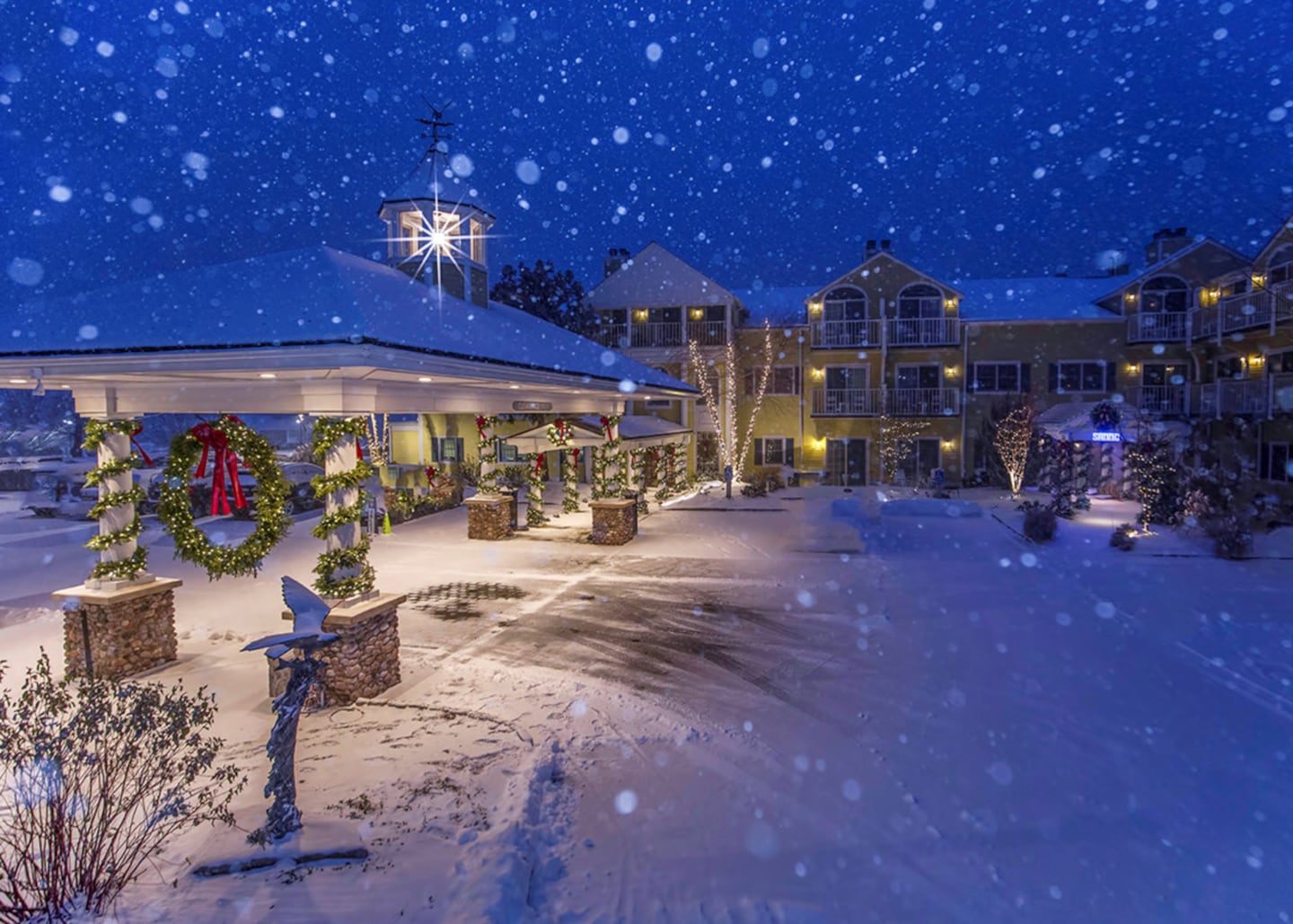 Summer guests were a bit surprised to see Saybrook Point Resort & Marina decorated for the holidays. Inside, actors and crew were shooting a Hallmark Christmas movie.