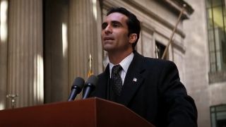 Nestor Carbonell in The Dark Knight