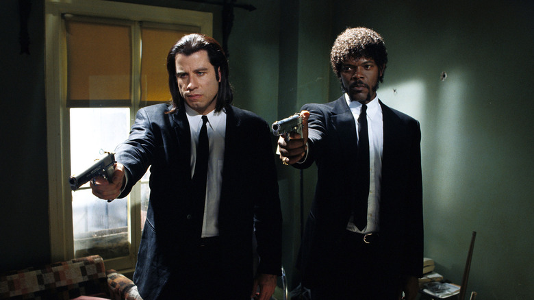 Vincent and Jules pointing guns Pulp Fiction