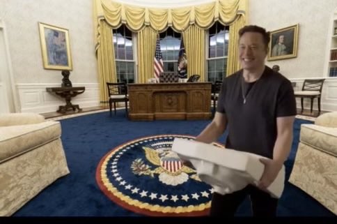 Musk edited a picture of himself into the White House, hinting at a future role in the Trump administration