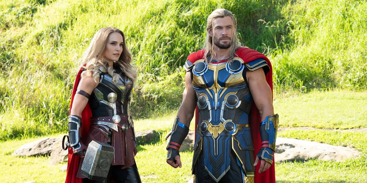 Jane and Thor in 'Thor: Love and Thunder'