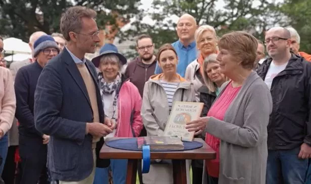 Antiques Roadshow expert Justin Croft appraised a first edition of the children's book Guess How Much I Love You and accompanying scrapbook for £4,000.