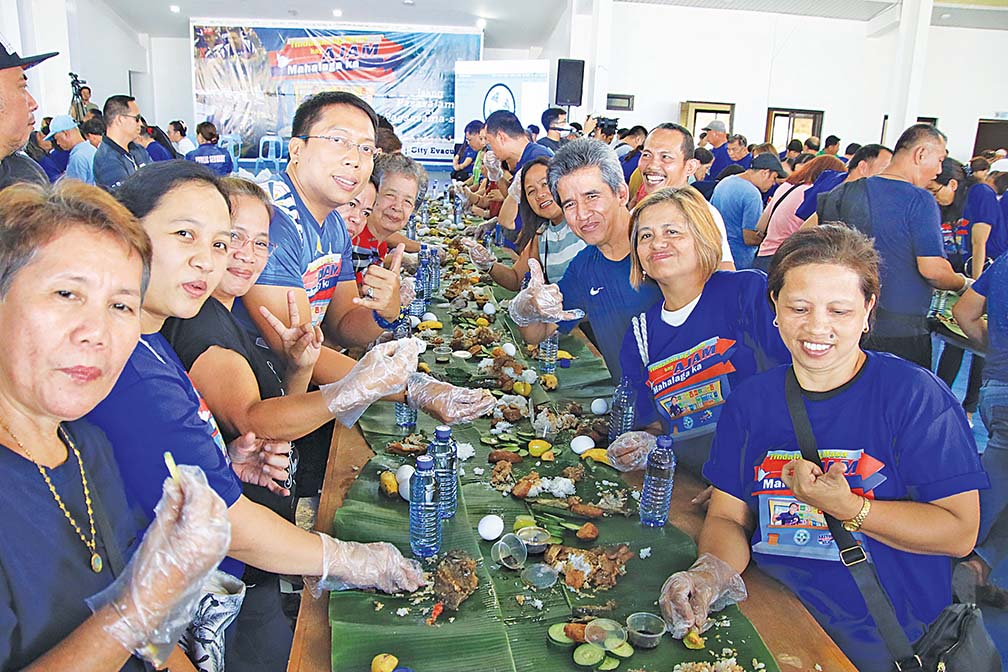  Photo5 Boodle Fight