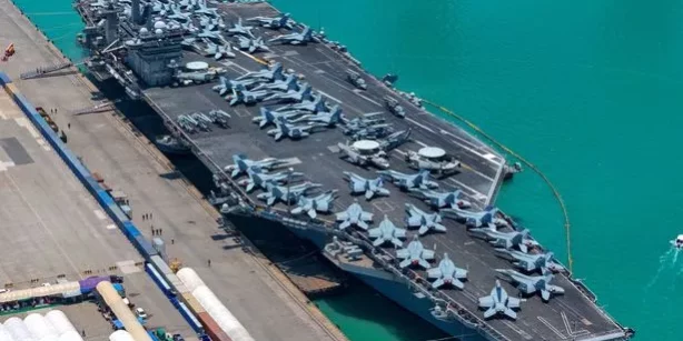 0_Aircraft-carrier-in-the-port-Aerial-view.jpg