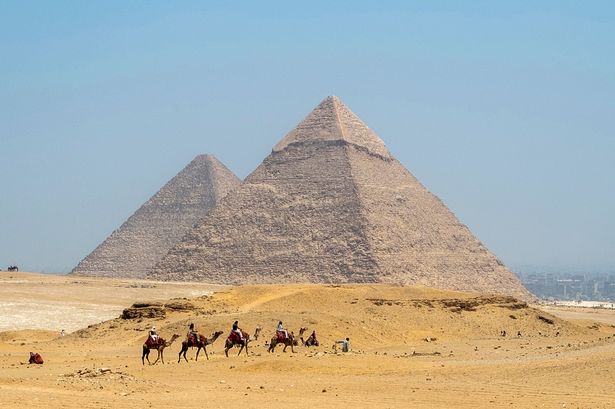 1_EGYPT-ECONOMY-TOURISM-PYRAMIDS.jpg