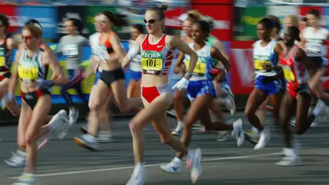 Christopher Lee/Getty Images Athlete Paula Radcliffe at the start of the race during the 2003 Flora London Marathon on April 13, 2003 at the Mall in London, England
