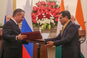 99_India-Russia-Pact-300×200.jpg