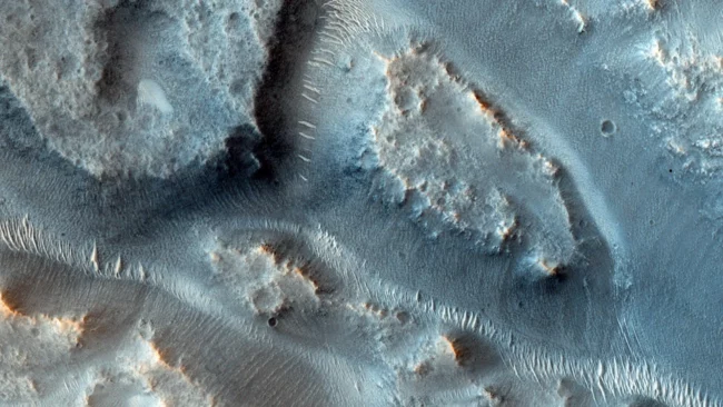 idaeus-fossae-on-mars.webp