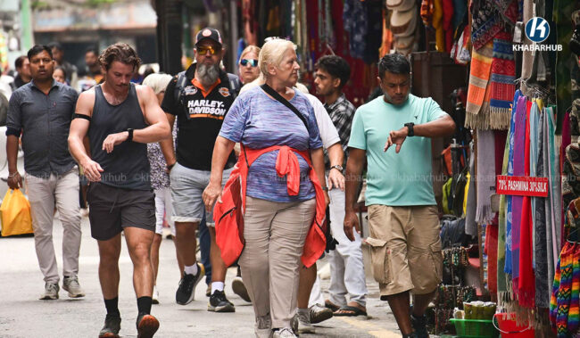Tourists-in-thamel.jpg