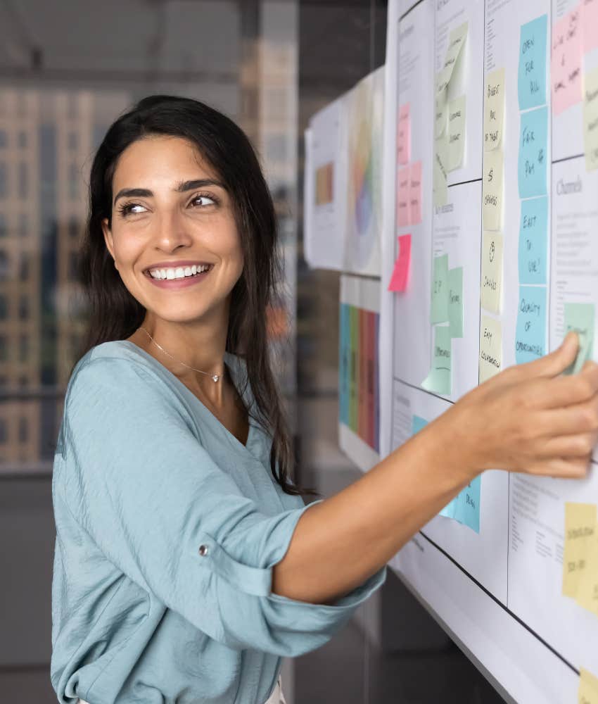 Multitasking woman who is organized under pressure