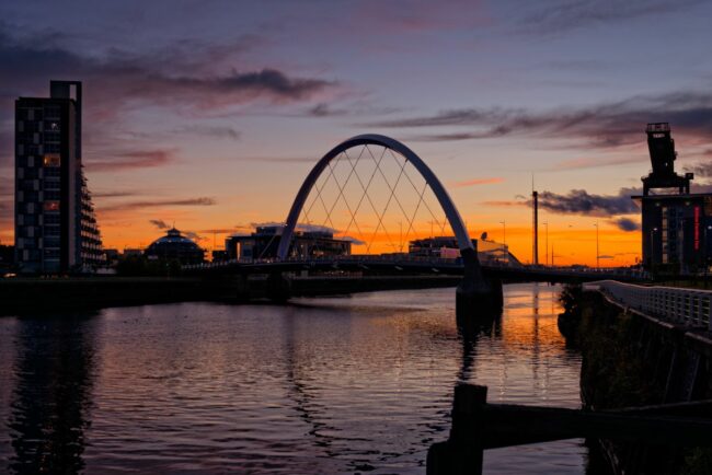 1_The-Clyde-Arc-known-locally-as-the-Squinty-Bridge-is-a-road-bridge-spanning-the-River-Clyde-in-Glasgow.jpg