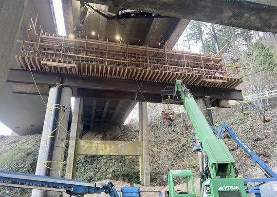 A-slew-of-Columbia-River-Gorge-road-projects-may-cause-travel-disruptions.jpg