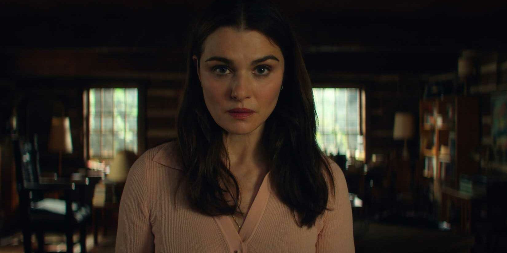 rachel-weisz-as-m-looking-ahead-in-vladimir.jpg