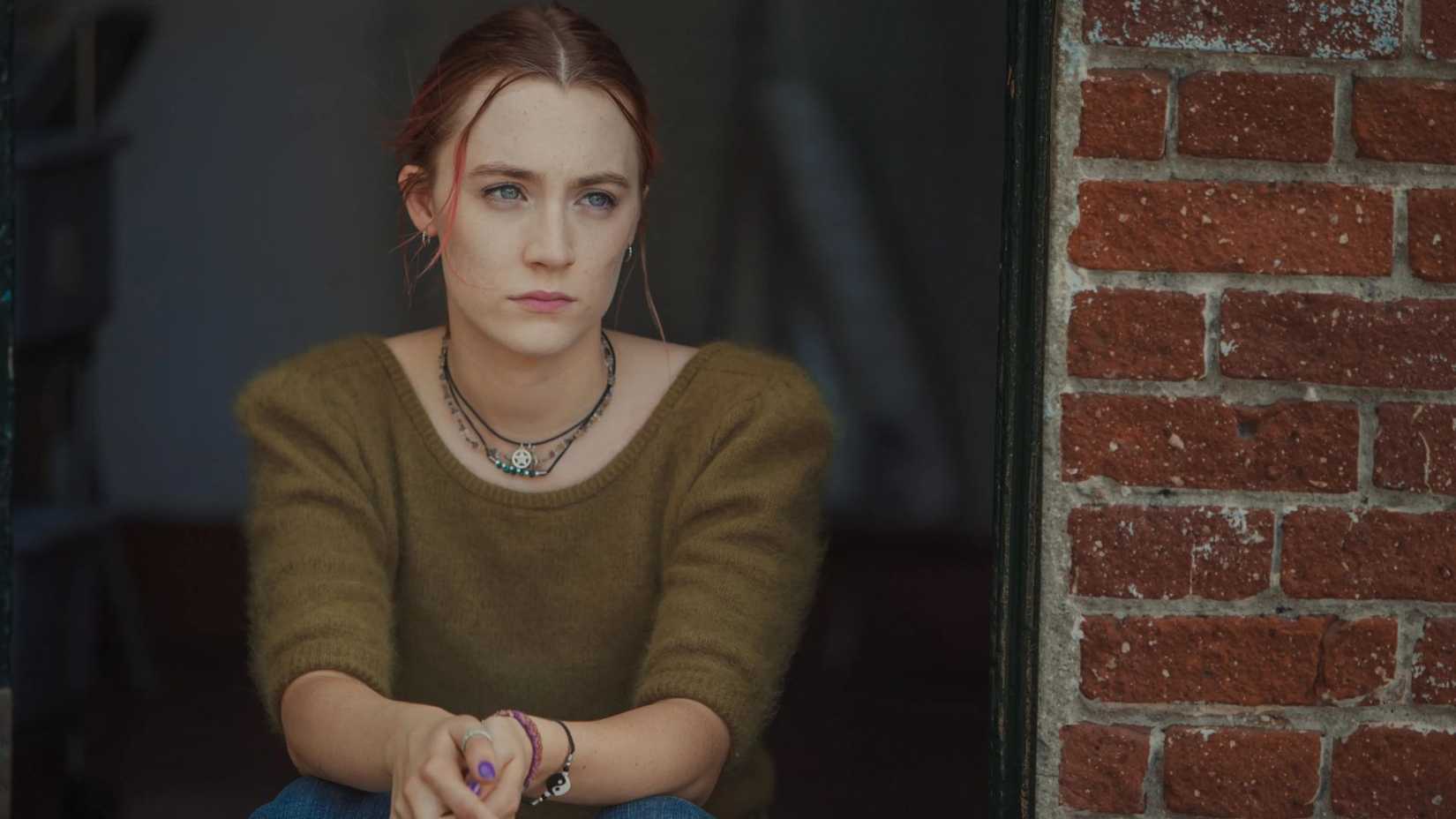 Saoirse Ronan as Lady Bird sitting alone