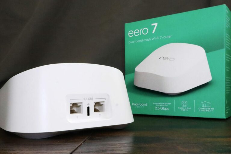 eero-7-router-back.jpg