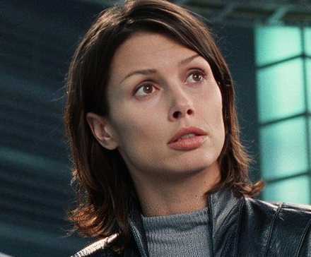 i-robot-bridget-moynahan.jpg