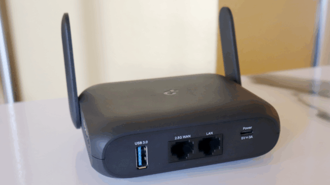 tp-link-roam-7-mobile-router-image-1.png
