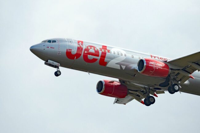 0_Jet2-financials.jpg