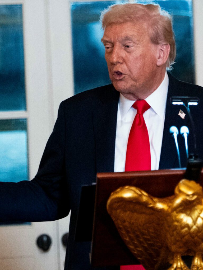 20dc-trump-arch-fmpg-videoSixteenByNine3000.jpg