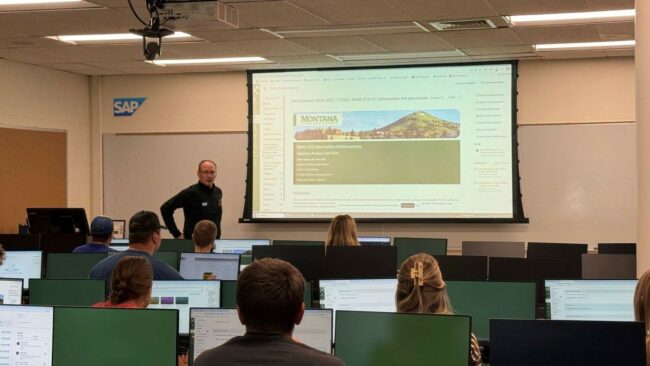 79808e36-5436-48d5-b811-de7dfa16c470-MTTECHCLASSROOM.jpg