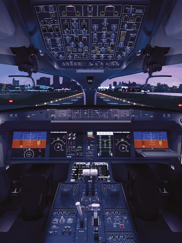 ACJ%20TwoTwentyCockpitAirbus.jpg