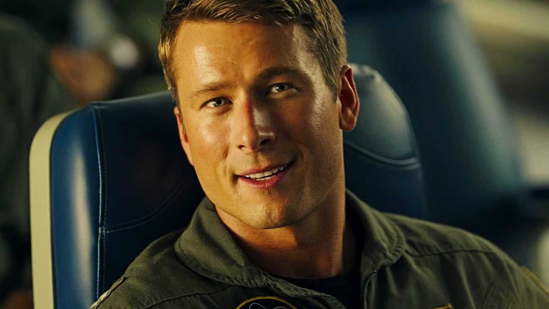 Glen Powell as LT Jake 