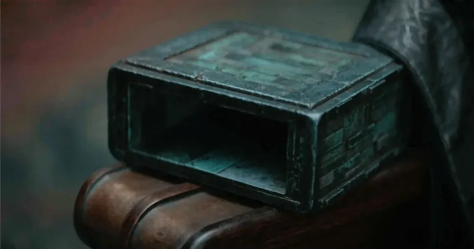 The film's infamous Bene Gesserit box is part of the exhibit, allowing guests to undergo the challenge shown in the film. Dune: The Immersive Exhibition