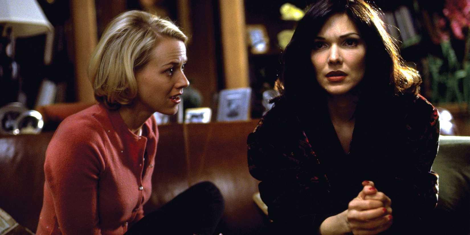 Naomi Watts as Betty and Laura Harring as Rita sitting in 'Mulholland Drive'