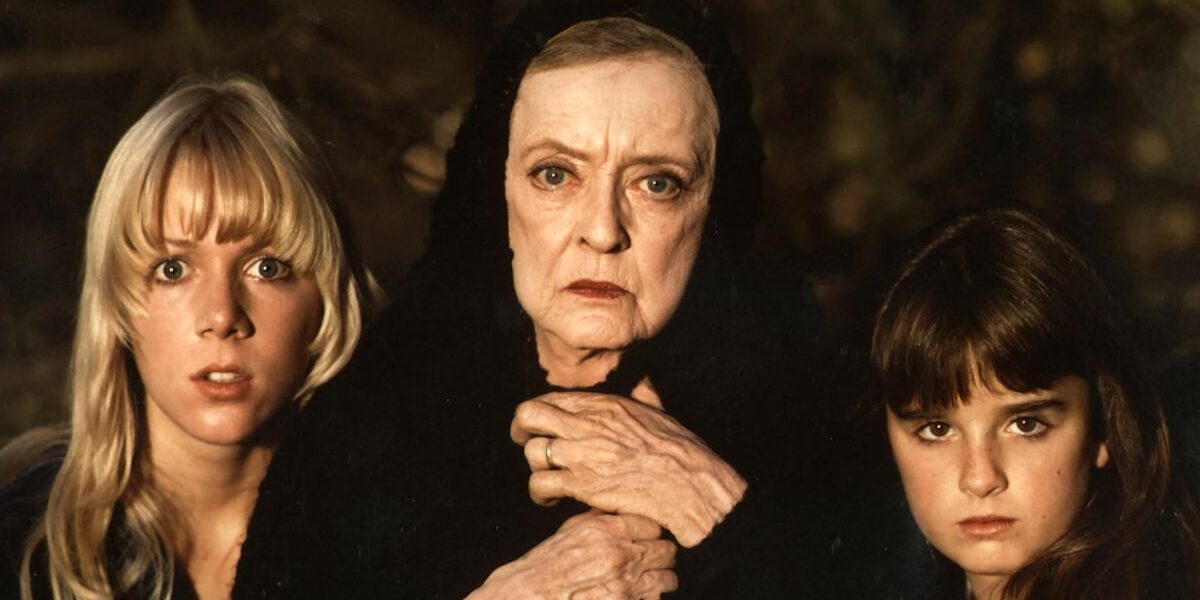 https%3A%2F%2Fd29szjachogqwa.cloudfront.net%2Fimages%2Fuser-uploaded%2Fwatcher-in-the-woods-1980-bette-davis-kyle-richards-lynn-holly-johnson_1670.jpg